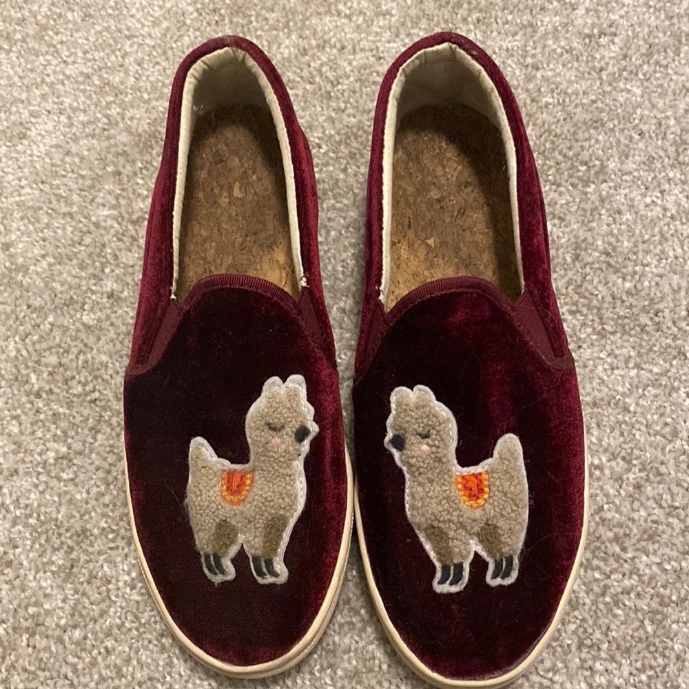 Velvet llama shoes